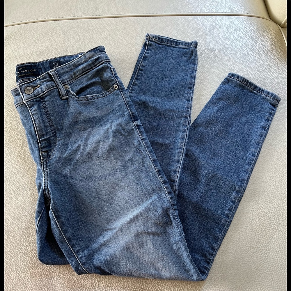 Lucky Brand Ava Stretch Jeans in a light Stone wash